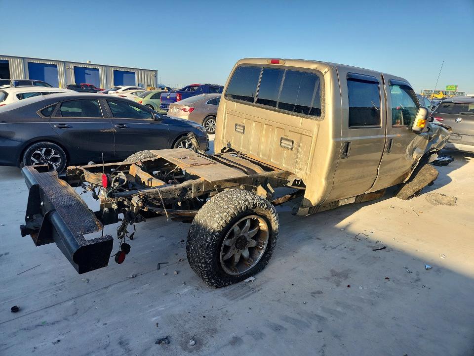 Photo 3 from auction – 2000 FORD F250 with VIN 1FTNW21S5YEB61930