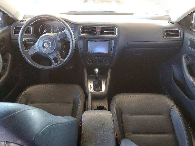 Photo 8 from auction – 2014 VOLKSWAGEN JETTA with VIN 3VWD17AJ2EM230171