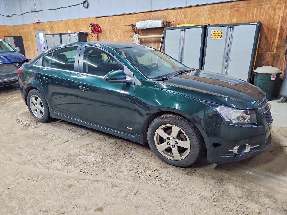 Photo 4 from auction – 2014 CHEVROLET CRUZE with VIN 1G1PC5SB4E7371915