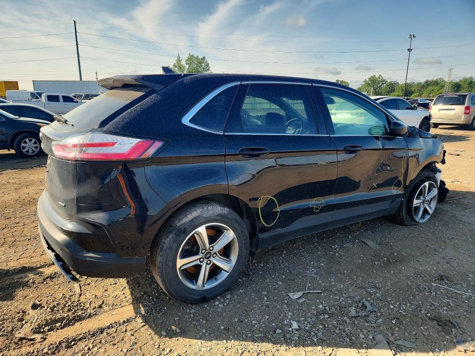 Photo 3 from auction – 2024 FORD EDGE with VIN 2FMPK4J94RBA29912
