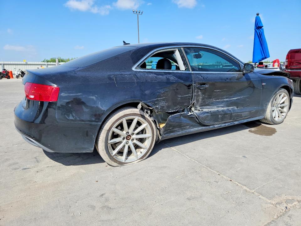 Снимка 3 от търг – 2016 AUDI A5 с VIN WAUD2AFRXGA030969