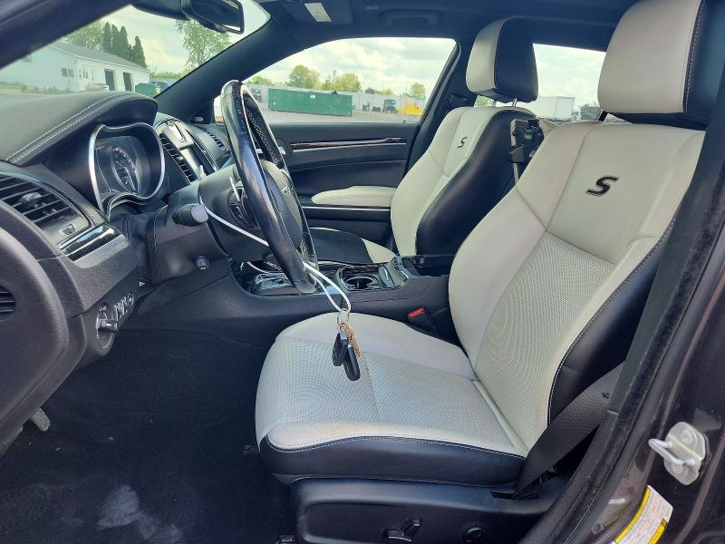 Foto 7 de la subasta – 2021 CHRYSLER 300 con VIN 2C3CCABG8MH640743