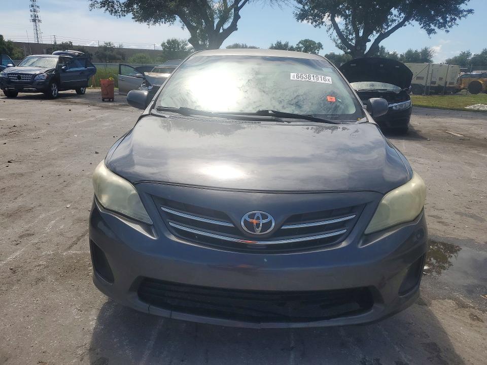 Снимка 5 от търг – 2013 TOYOTA COROLLA с VIN 5YFBU4EE8DP096769