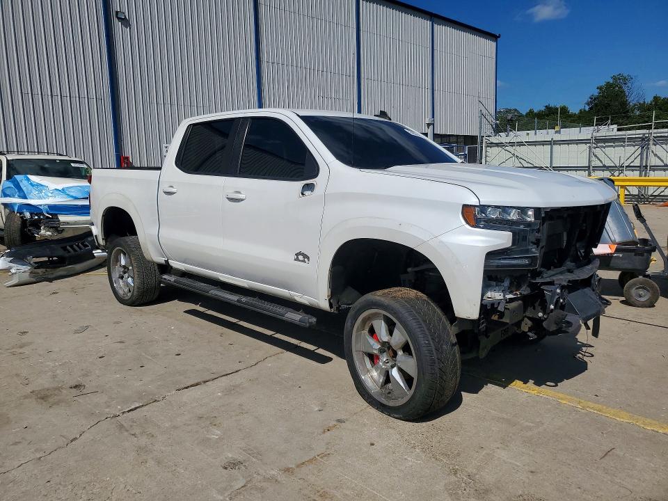 Снимка 4 от търг – 2019 CHEVROLET SILVERADO с VIN 3GCUYEED9KG148617