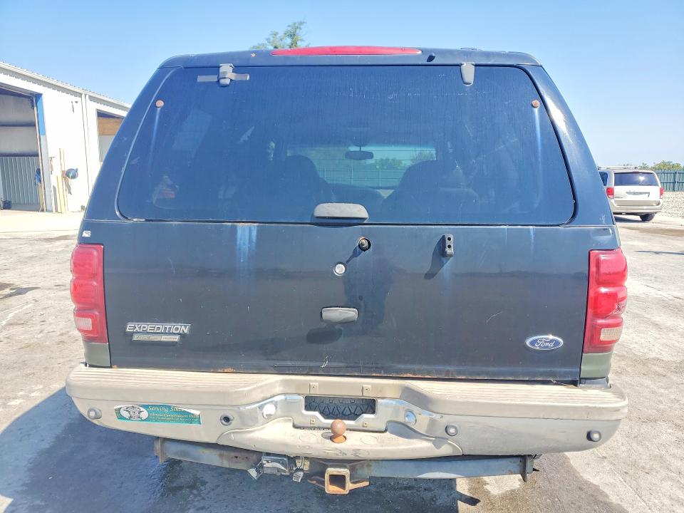 Photo 6 from auction – 2000 FORD EXPEDITION with VIN 1FMFU18L7YLA92782