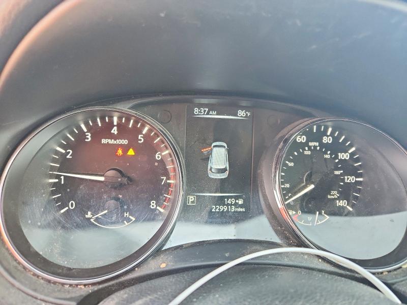 Photo 9 from auction – 2017 NISSAN ROGUE with VIN 5N1AT2MVXHC815521