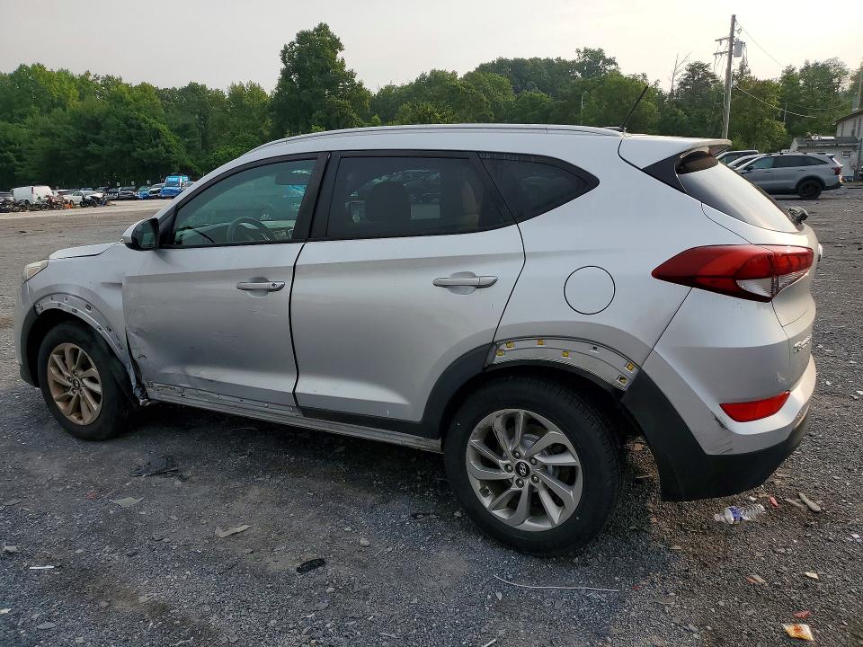 Photo 2 from auction – 2017 HYUNDAI TUCSON with VIN KM8J3CA46HU442103