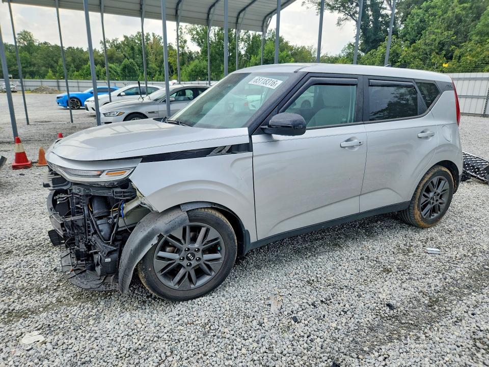 KIA SOUL 2020 with VIN KNDJ33AU2L7107786 - Photo from auction