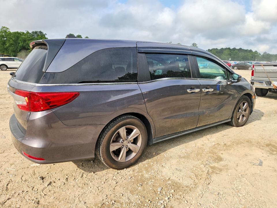 Photo 3 from auction – 2018 HONDA ODYSSEY with VIN 5FNRL6H78JB070853