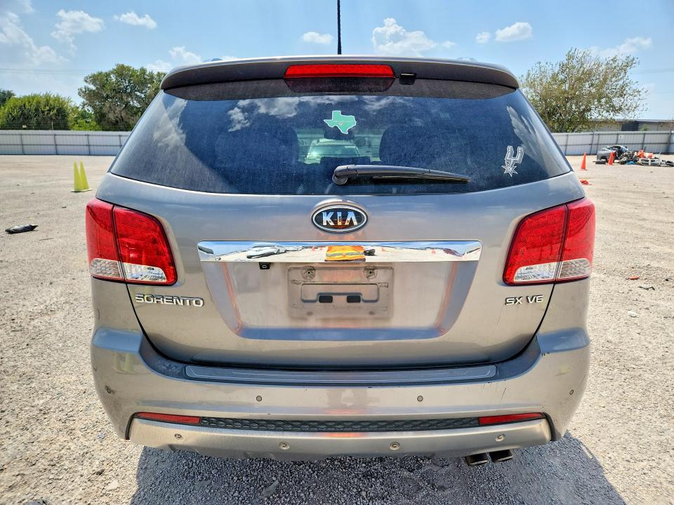 Photo 6 from auction – 2012 KIA SORENTO with VIN 5XYKW4A2XCG266638