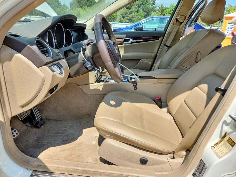 Photo 7 from auction – 2012 MERCEDES-BENZ C with VIN WDDGF8BB8CR194213