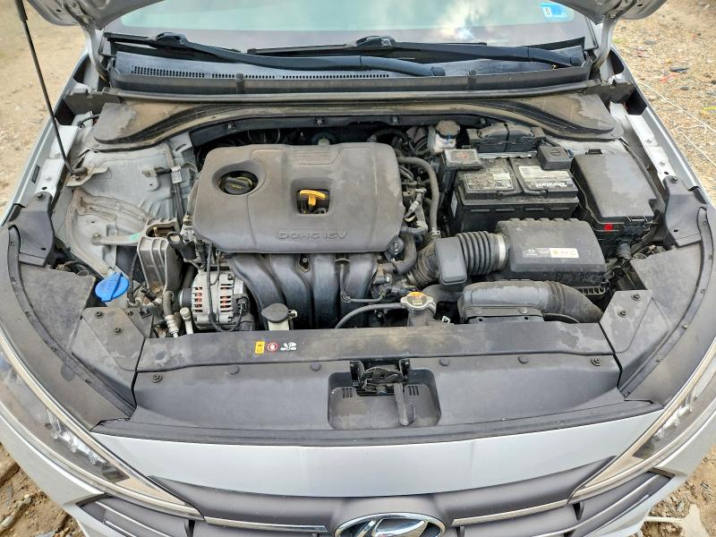 Photo 11 from auction – 2019 HYUNDAI ELANTRA with VIN 5NPD74LF3KH486913
