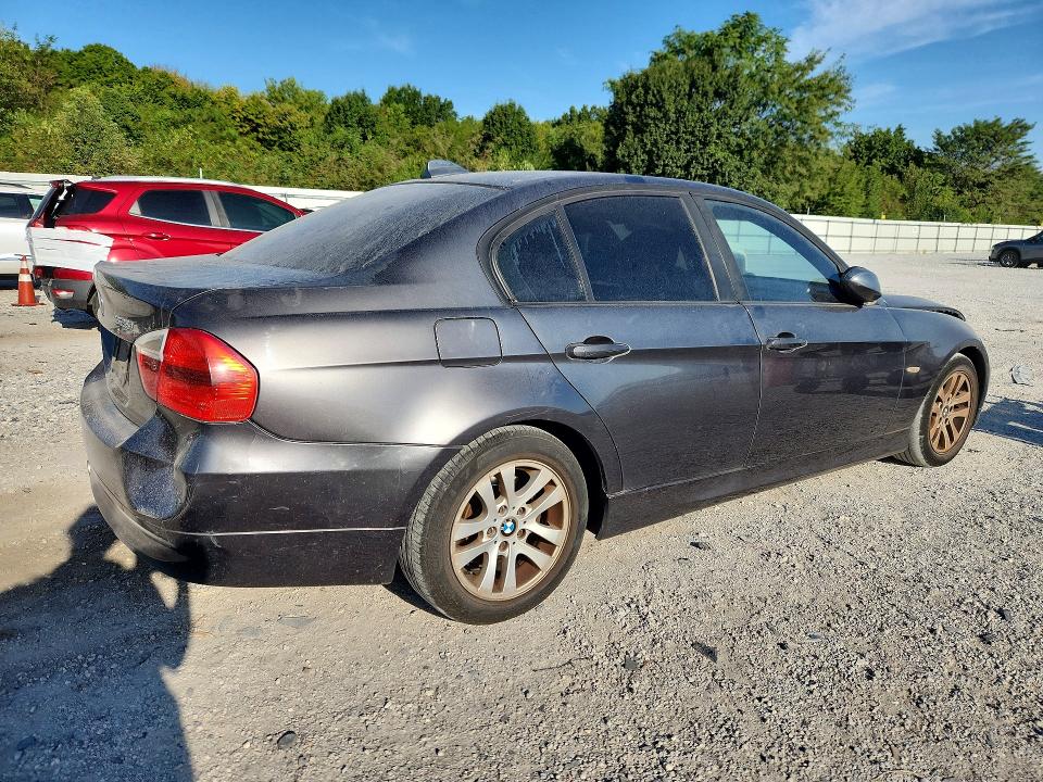 صورة رقم 3 من المزاد - 2007 BMW 328 مع VIN WBAVA33587PG49400