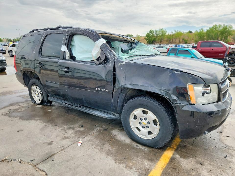 Photo 4 from auction – 2012 CHEVROLET TAHOE with VIN 1GNSKBE08CR132423