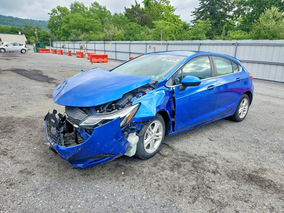 CHEVROLET CRUZE 2017 with VIN 3G1BE6SMXHS554527 - Photo from auction