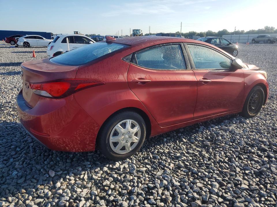 Photo 3 from auction – 2016 HYUNDAI ELANTRA with VIN 5NPDH4AE2GH745860