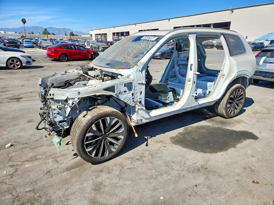 2025 VOLVO XC90 - Търг №65632956