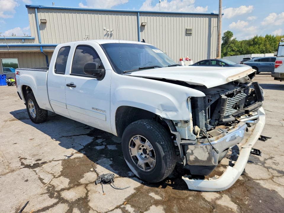 Photo 4 from auction – 2013 GMC SIERRA with VIN 1GTR2VE72DZ353197