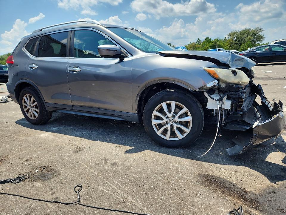 Photo 4 from auction – 2017 NISSAN ROGUE with VIN KNMAT2MT5KP532298