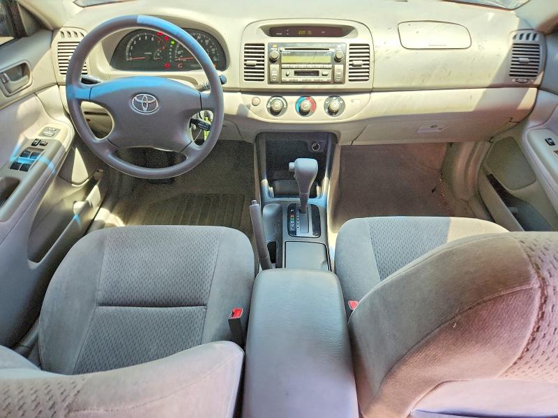 Photo 8 from auction – 2002 TOYOTA CAMRY with VIN 4T1BF32K52U020209