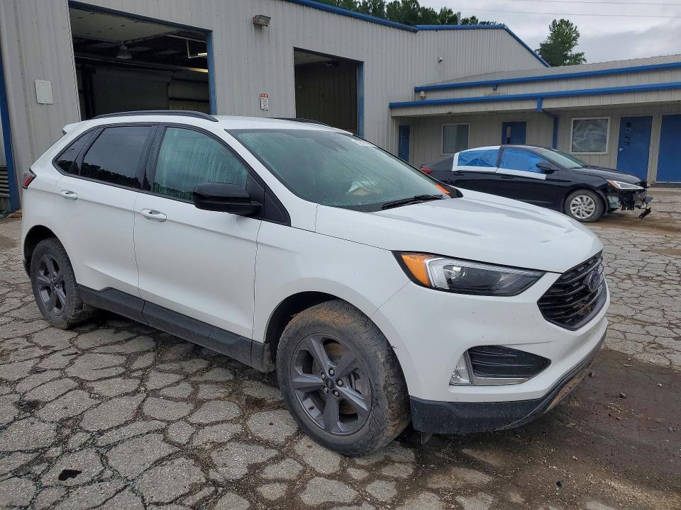 Photo 4 from auction – 2024 FORD EDGE with VIN 2FMPK4J98RBA89496