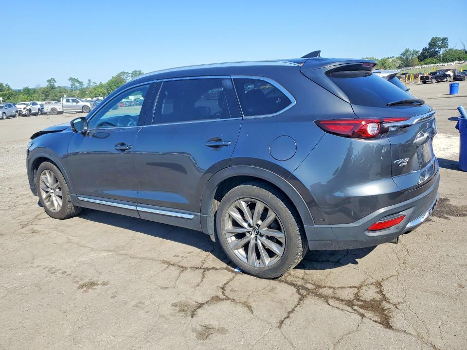 Photo 2 from auction – 2017 MAZDA CX-9 with VIN JM3TCBEY1H0132492