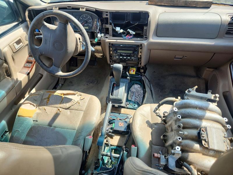 Photo 8 from auction – 2000 HONDA PASSPORT with VIN 4S6DM58W7Y4415366