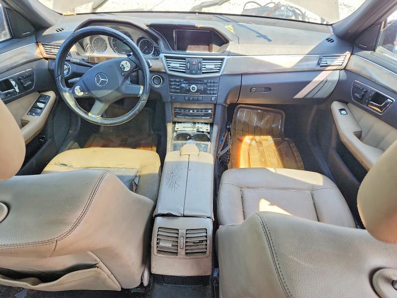Photo 8 from auction – 2010 MERCEDES-BENZ E with VIN WDDHF5GB3AA096312