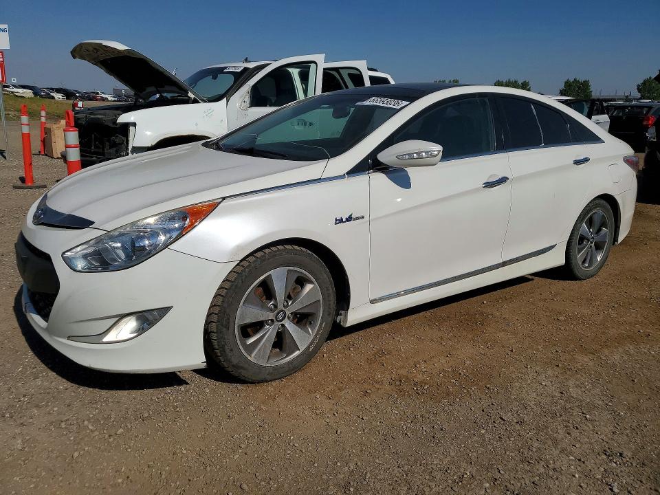 HYUNDAI SONATA 2012 with VIN KMHEC4A43CA027760 - Photo from auction