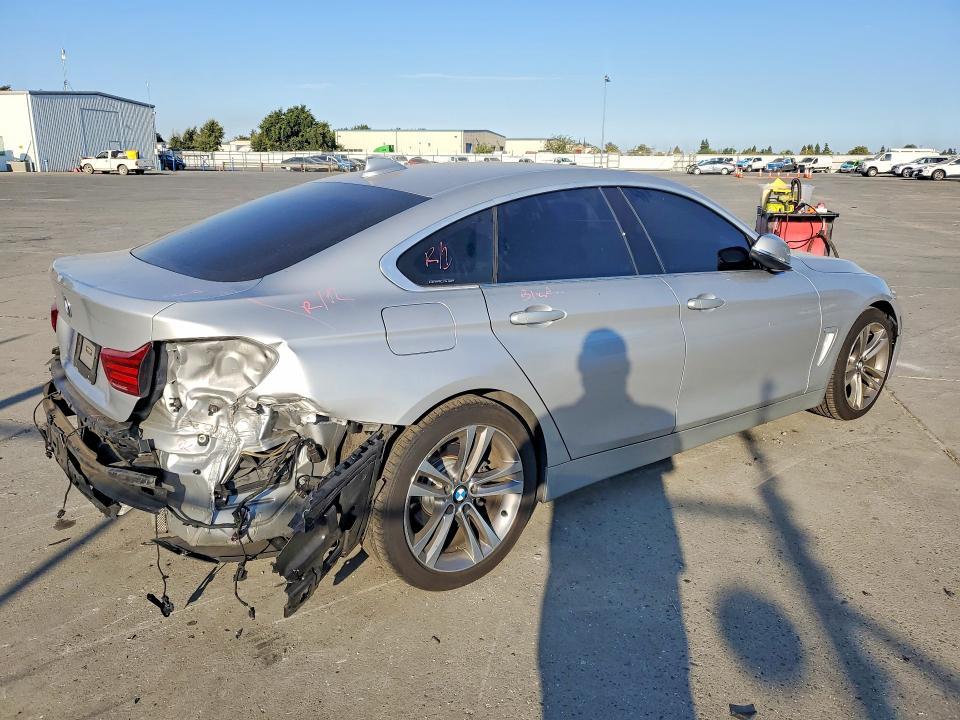 Photo 3 from auction – 2019 BMW 430I with VIN WBA4J1C50KBM15934