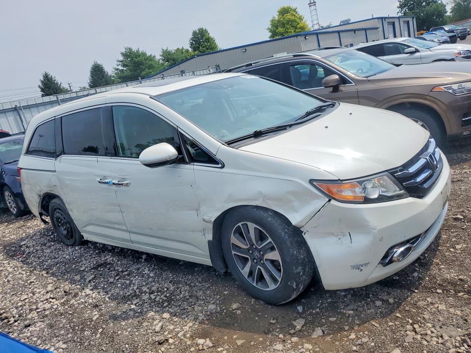 Photo 4 from auction – 2016 HONDA ODYSSEY with VIN 5FNRL5H90GB080023