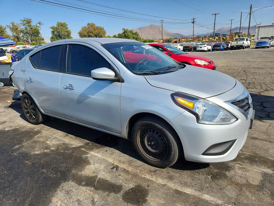 صورة رقم 4 من المزاد - 2015 NISSAN VERSA مع VIN 3N1CN7AP8FL835524