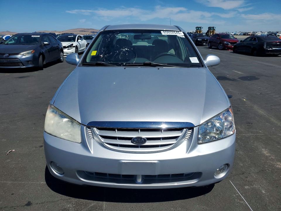 Photo 5 from auction – 2004 KIA SPECTRA with VIN KNAFE122145026127