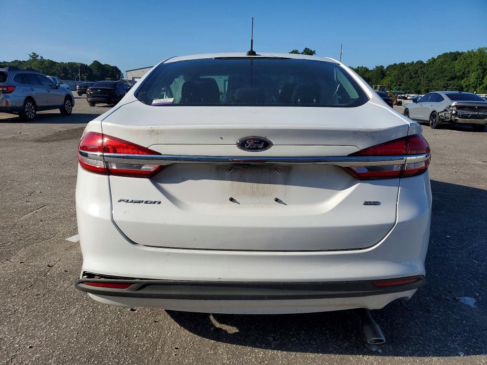 Photo 6 from auction – 2018 FORD FUSION with VIN 3FA6P0H74JR188665