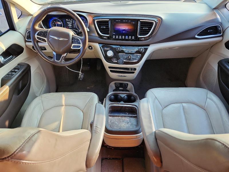 Photo 8 from auction – 2017 CHRYSLER PACIFICA with VIN 2C4RC1BG9HR576718