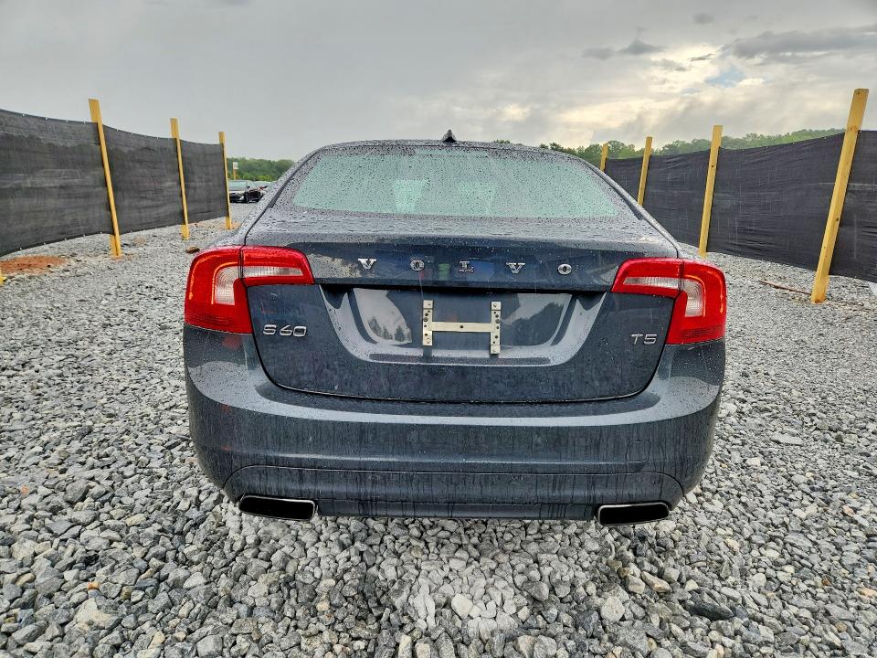 Фото 6 с аукциона – 2015 VOLVO S60 с VIN YV126MFB4F1304940