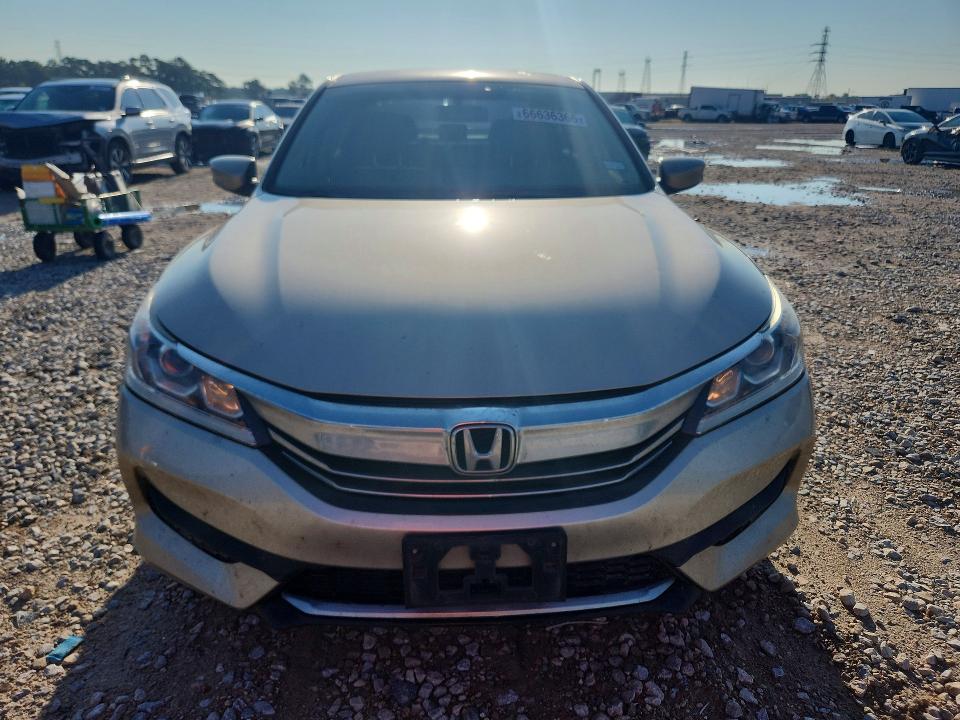 Photo 5 from auction – 2017 HONDA ACCORD with VIN 1HGCR2F32HA156726