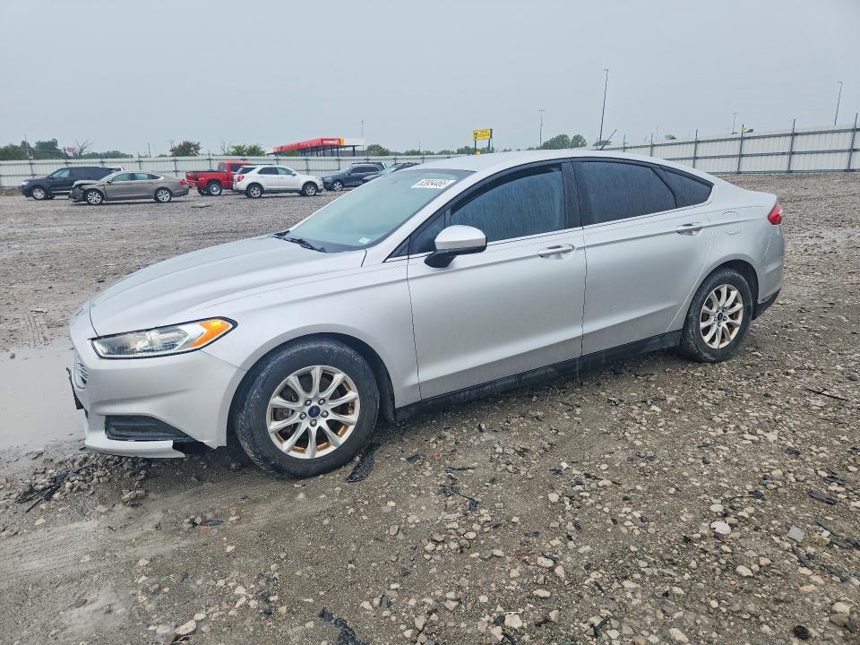 FORD FUSION 2016 with VIN 3FA6P0G76GR303230 - Photo from auction