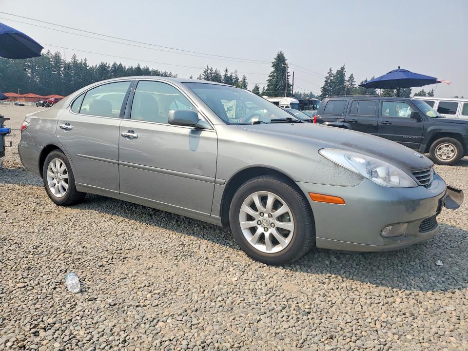 Photo 4 from auction – 2002 LEXUS ES with VIN JTHBF30G220041737