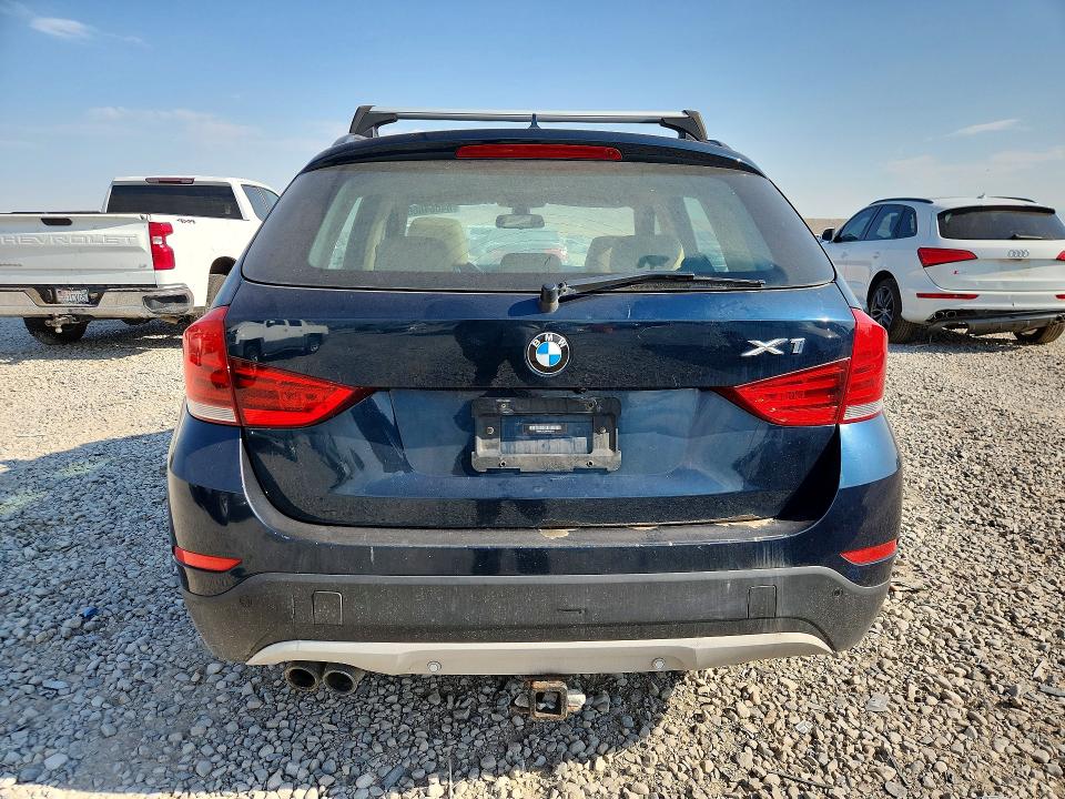 Photo 6 from auction – 2015 BMW X1 with VIN WBAVL1C57FVY37511