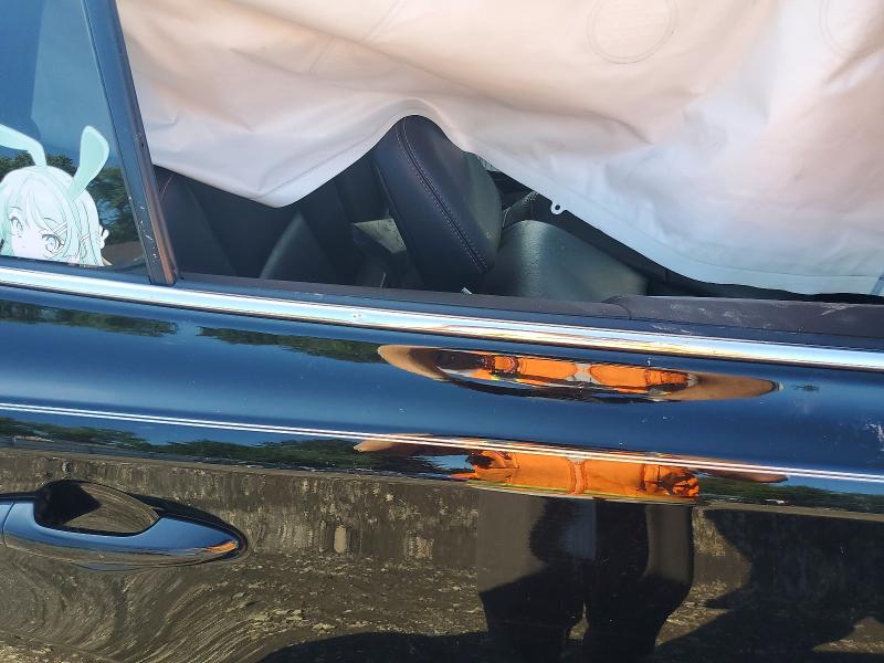 Photo 10 from auction – 2018 TOYOTA RAV4 with VIN 2T3JFREV3JW759847
