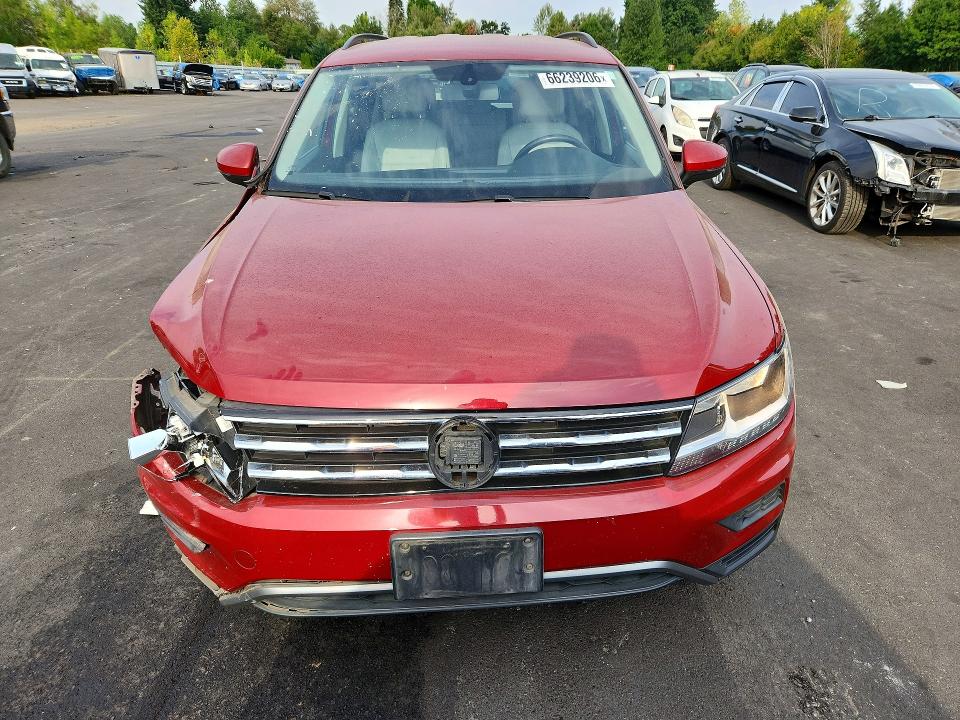 Снимка 5 от търг – 2018 VOLKSWAGEN TIGUAN с VIN 3VV2B7AX0JM205633
