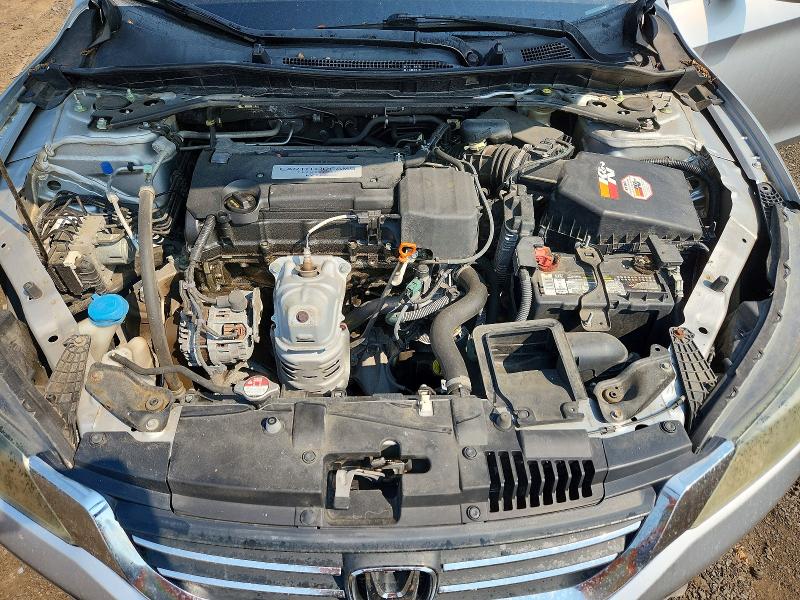 Photo 11 from auction – 2015 HONDA ACCORD with VIN 1HGCR2F72FA051572