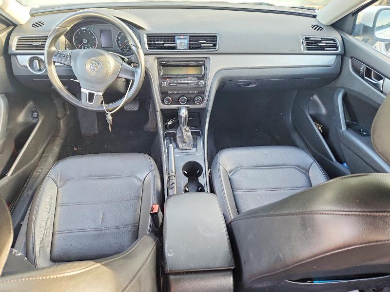 Photo 8 from auction – 2014 VOLKSWAGEN PASSAT with VIN 1VWAT7A39EC037516