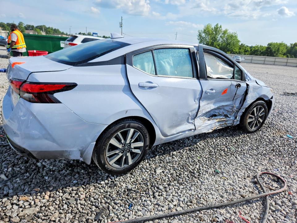 Photo 3 from auction – 2025 NISSAN VERSA with VIN 3N1CN8EV4SL882476