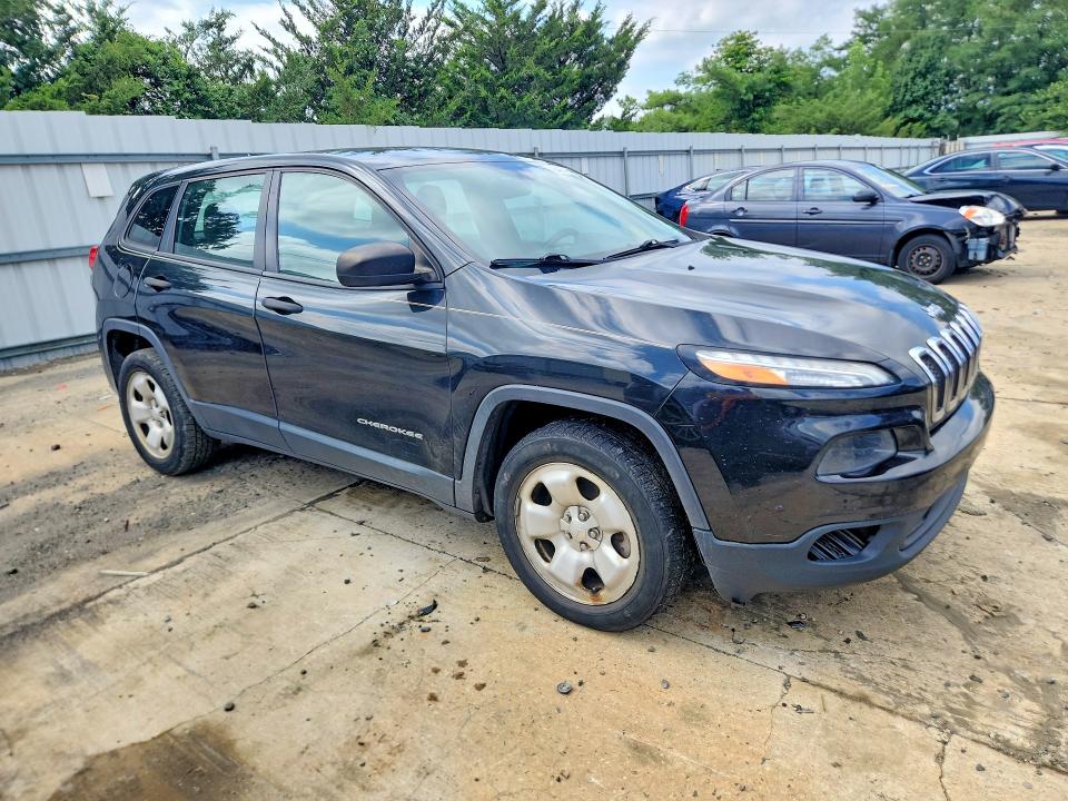 Photo 4 from auction – 2014 JEEP CHEROKEE with VIN 1C4PJLAB5EW247743