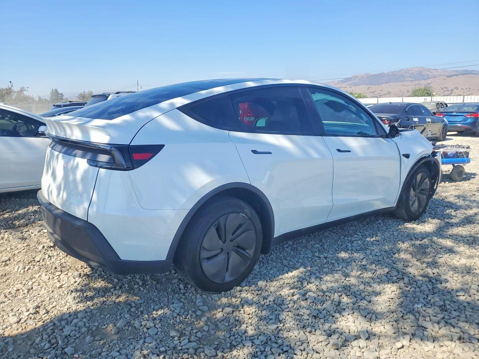 Photo 3 from auction – 2026 TESLA MODEL Y with VIN 7SAYGDED8TF670101
