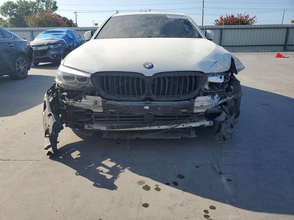 Photo 5 from auction – 2018 BMW 530 with VIN WBAJA5C50JWA37716
