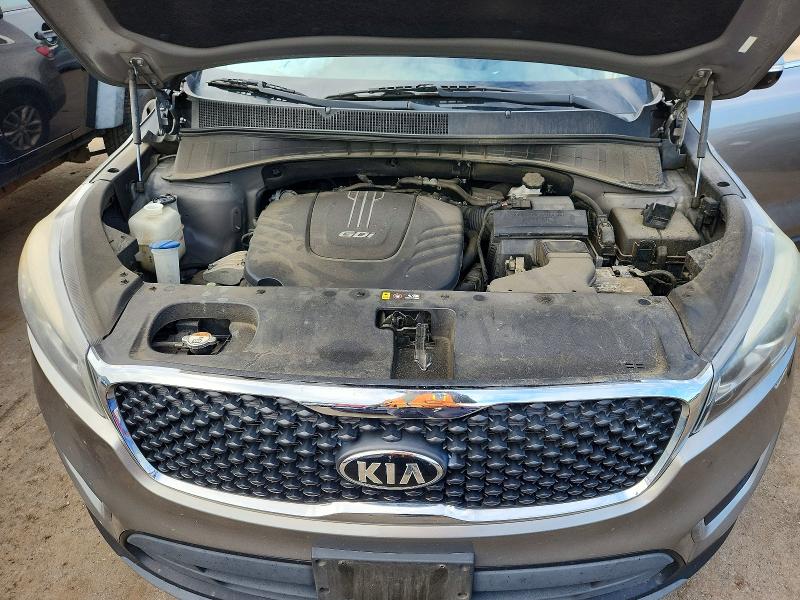 Photo 12 from auction – 2017 KIA SORENTO with VIN 5XYPGDA56HG242034