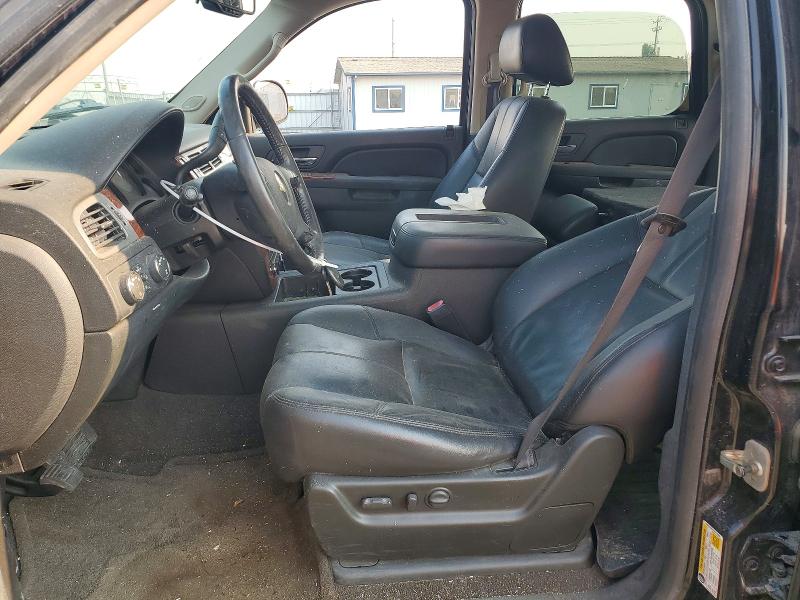 Photo 7 from auction – 2010 CHEVROLET TAHOE with VIN 1GNUKBE03AR213626